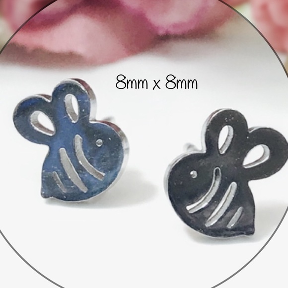 Small Silver Bee Stud Earrings - Picture 4 of 8